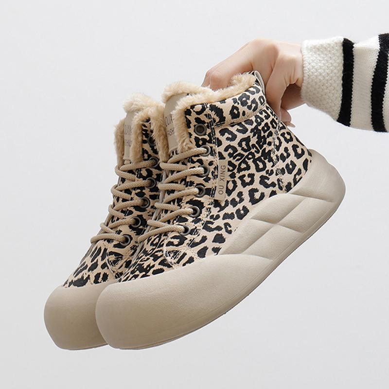 Женские зимние ботинки на платформе с леопардовым принтом и шнуровкой, дизайнерские туфли на плоской подошве из хлопка, модные короткие теплые зимние ботинки 2025 года из плюша