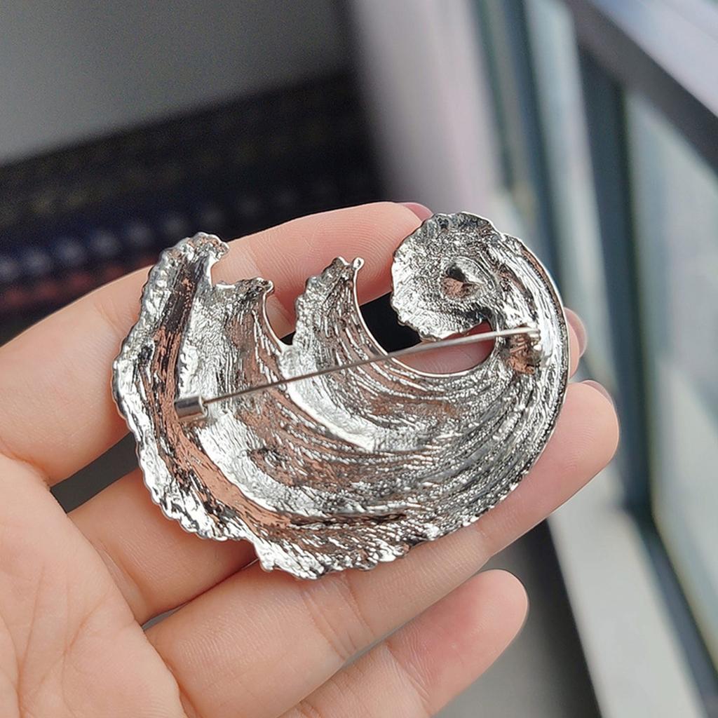 Высококачественная брошь-бабочка с инкрустацией бриллиантами, женская брошь High-end Sense, нагрудный цветок, универсальные аксессуары для одежды