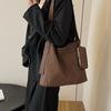 Осенне-зимняя ретро сумка большой вместимости женская сумка 2025 новая сумка-тоут для поездок на учебу для студенток, универсальная сумка-мессенджер