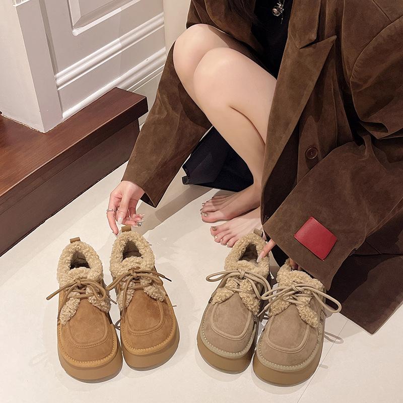 Fashion Velvet Warm Snow Boots 2025 Winter New French Retro Versatile Women's Temperament Platform Casual Cotton Shoes