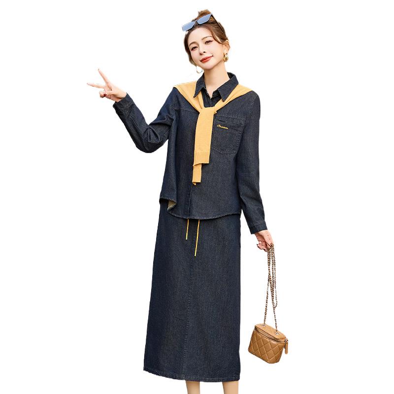 Весенняя мода 2025 Джинсовая куртка и юбка средней длины с шалью - Набор из трех предметов (CY8115)