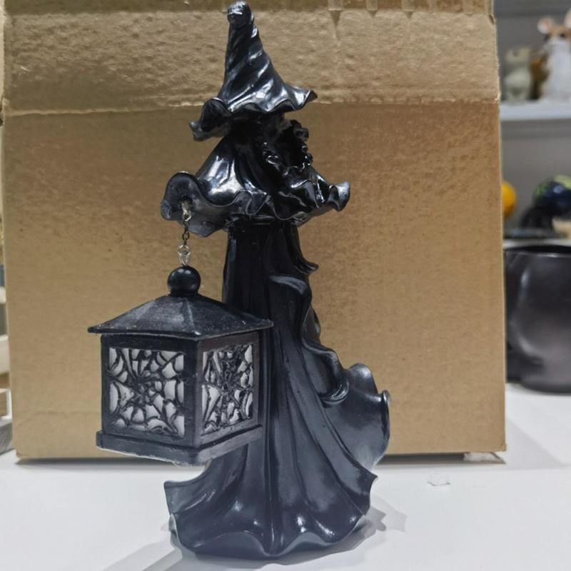 Faceless Witch With Lantern Vintage Resin Cracker Barrel Ghost LED Lantern Halloween Lanterns Witch Statues Halloween Ghost