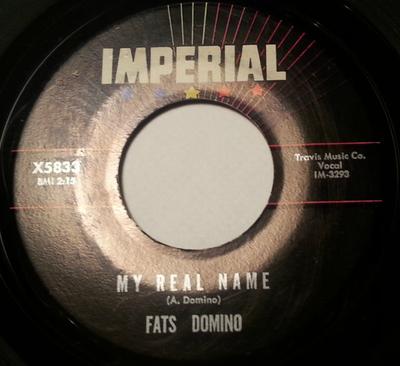 7-дюймовая пластинка FATS DOMINO - My Real Name / My Heart Is Bleeding X5833 Imperial 1962 США Рок Б/у