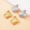 Серьги из титановой стали с геометрической текстурой, покрытые 18-каратным золотом, преувеличенные