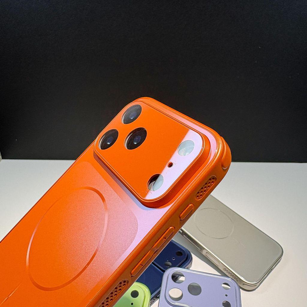 Мгновенный 17 Звезд Вселенная Оранжевый Чехол для iPhone 16 Pro Max с Полным Покрытием Объектива, Большим Окном, Магнитным Дизайном и Защитой от Падений