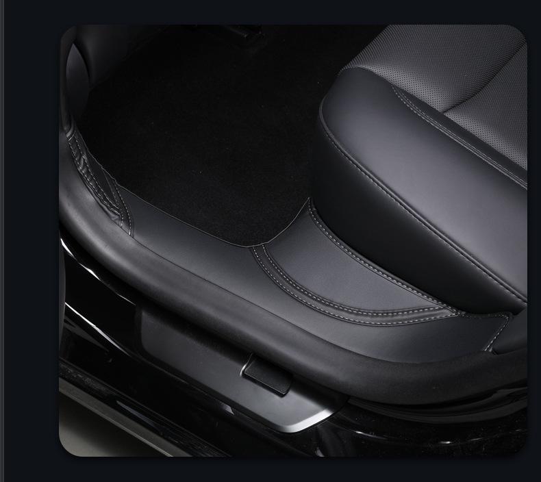 Защитная накладка на порог Tesla Model 3/Y/S из кожи