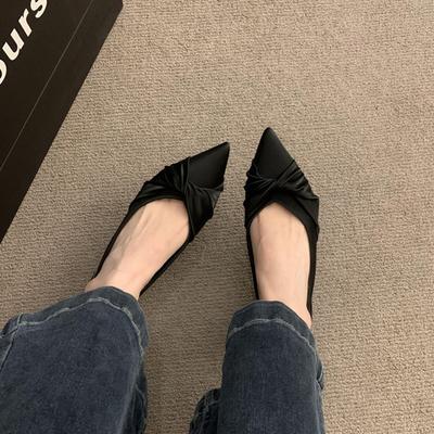 Сандалии Baotou женские весенне-летние верхняя одежда французские нишевые женские туфли с острым носком на плоской подошве черные с юбкой красивые вечерние туфли