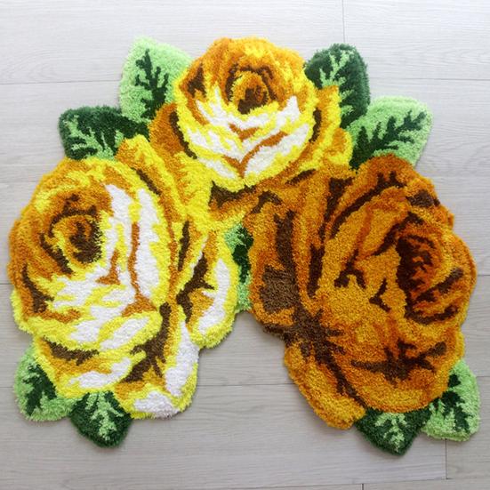 Плюшевый коврик для пола Быстросохнущая нескользящая основа Ковер в форме цветка розы Легко чистить Декоративный для гостиной