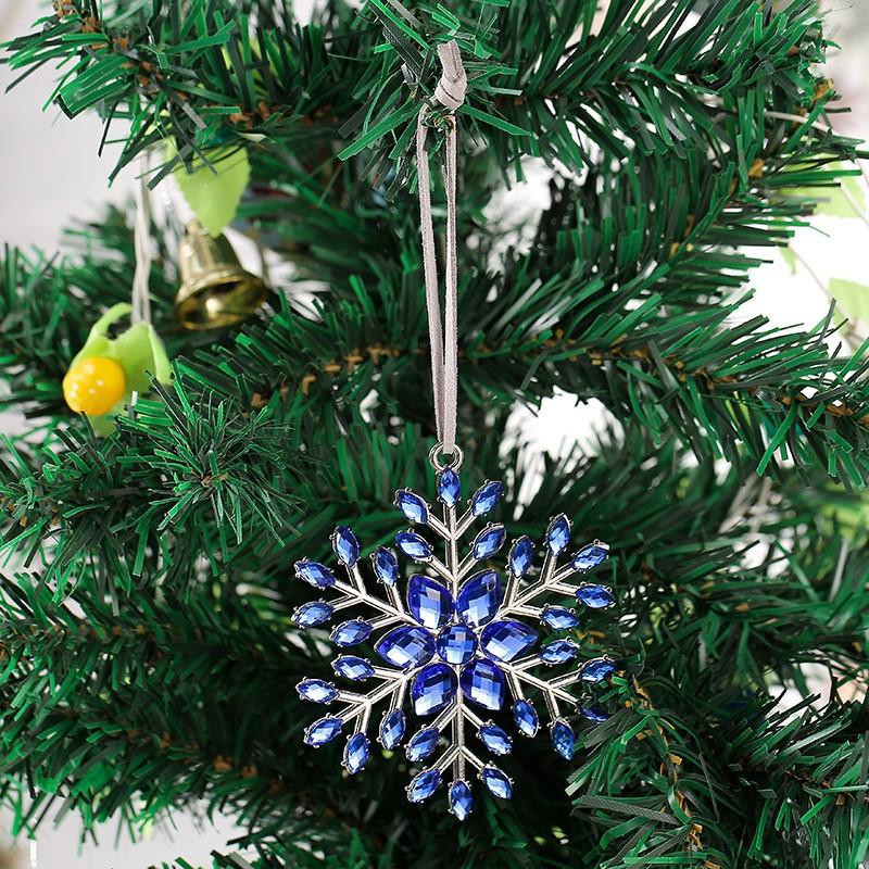 Best-selling Christmas Snowflake Zinc Alloy Ornaments Colorful Snowflake Pendants Christmas Trees Small Commodities