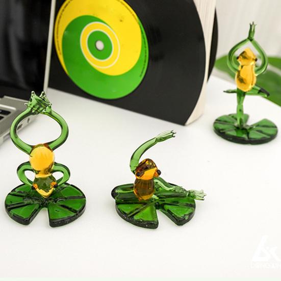 Стеклянный орнамент в виде лягушки для йоги, креативный дизайн, тонкое мастерство, украшение для мини-стола, мультяшный стеклянный орнамент