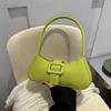 Французская сумка на плечо подмышку 2025 лето новая трендовая модная сумка-багет повседневная конфетного цвета маленькая квадратная сумка