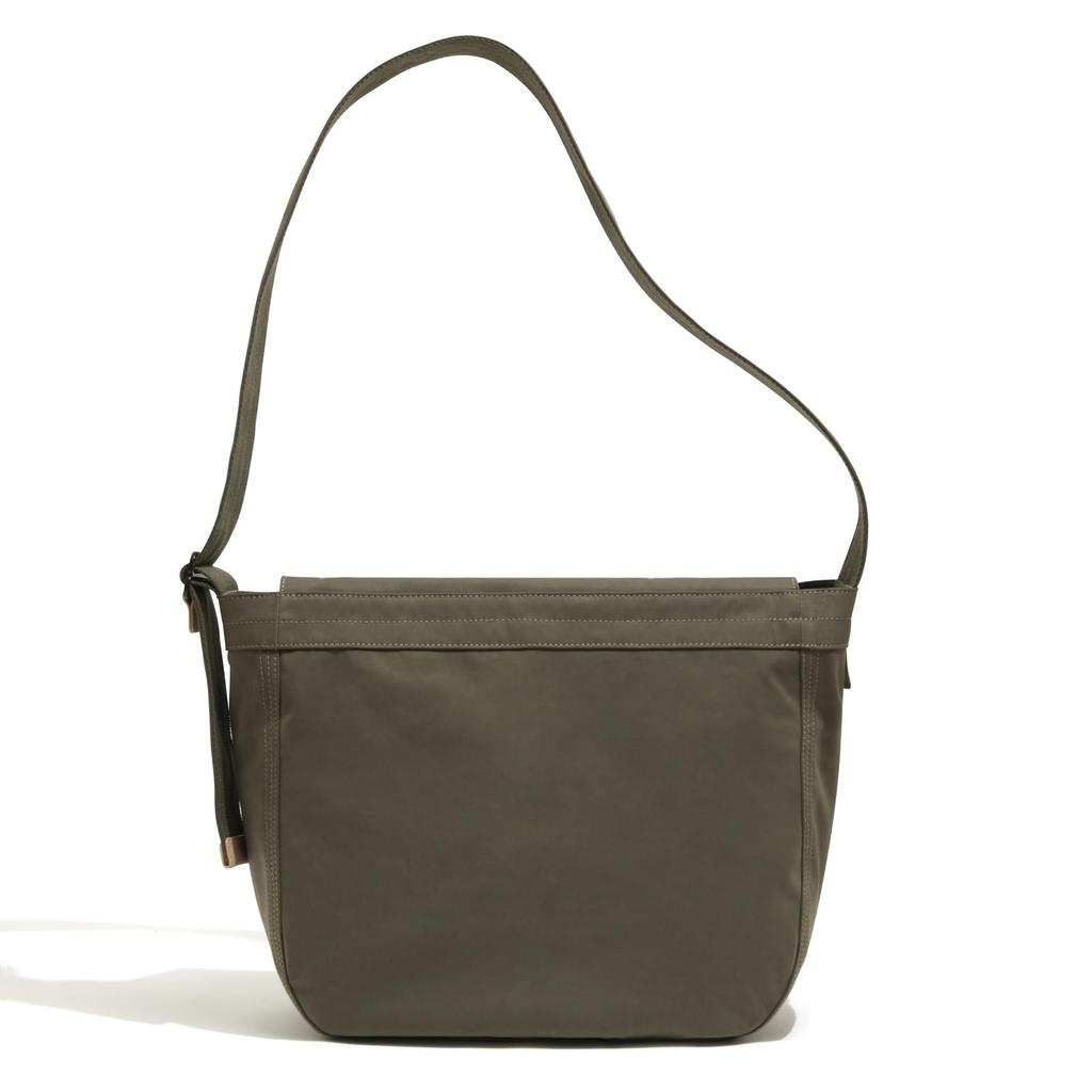 Untrac Newspaper Shoulder Bag 14L No.60402