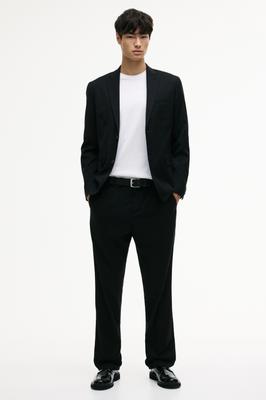 Куртка HM slim fit черного цвета