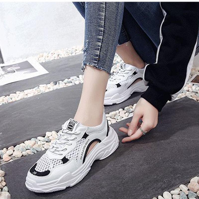 Обувь Студентки Корейская версия летних сандалий Модные туфли на плоской подошве Парная верхняя одежда Спортивная обувь