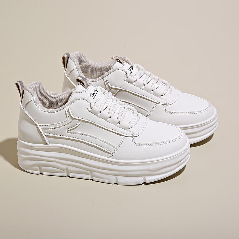 Women's Platform Sneakers Outdoor Fashion White Height Increasing Casual Shoes High Quality Female Designer Versatile Shoes New