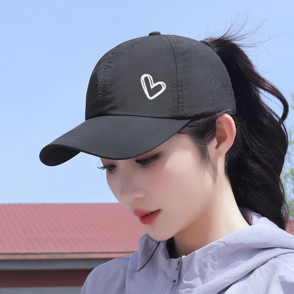 Love Heart Ponytail Baseball Cap Adjustable Solid Color Sunshade Sun Hat Lightweight Sun Protection Snapback Hat Ladies