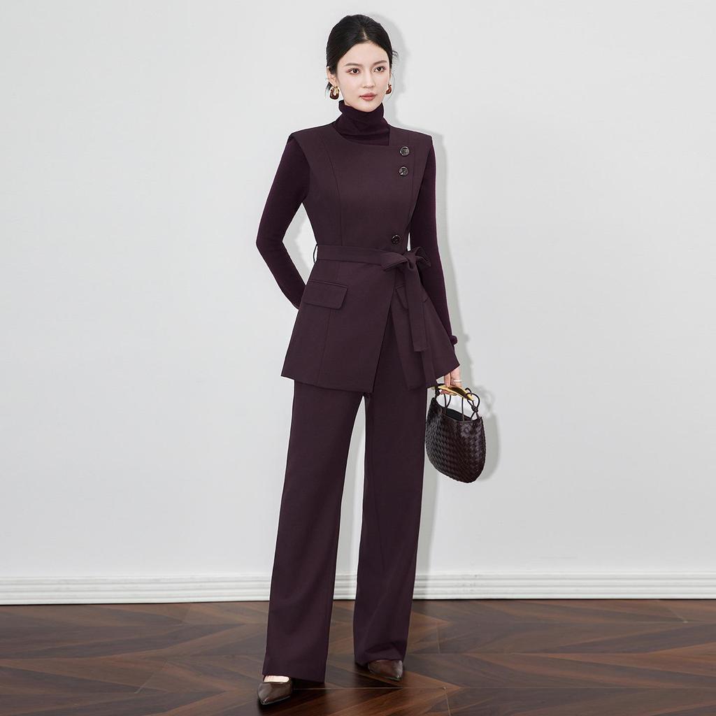 Высококачественный комплект из двух предметов в западном стиле: длинный жилет приталенного силуэта и брюки микроклеш.