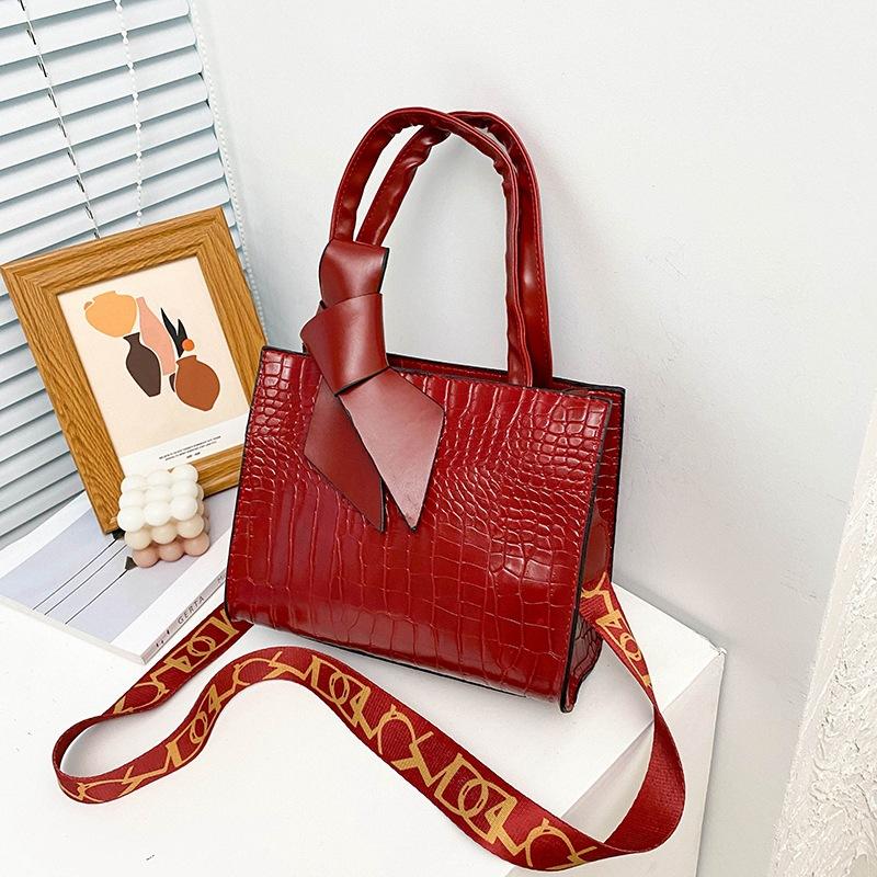 Новая популярная женская сумка модная текстура трендовая сумка через плечо однотонная дикая большая емкость PU упаковка