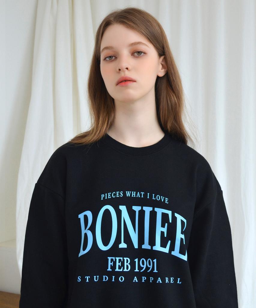 BONIEE Arch Big Typo Oversized Sweatshirt Black