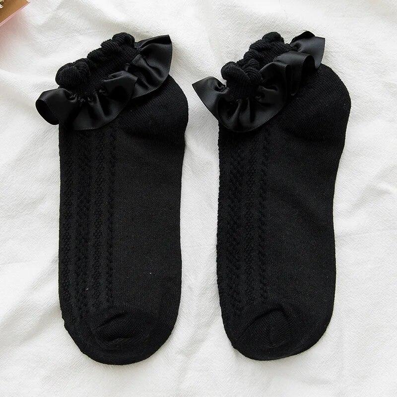 Lolita Style Japanese Kawaii Women Socks Cute Frilly Ruffle Socks Solid White Black Mesh Lace Girls Sweet Harajuku Short Socks