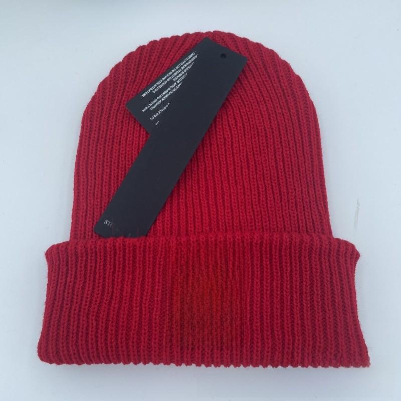 Elegant Unisex Knit Cap Breathable Fabric Winter Autumn Wear Keep Warm Hats