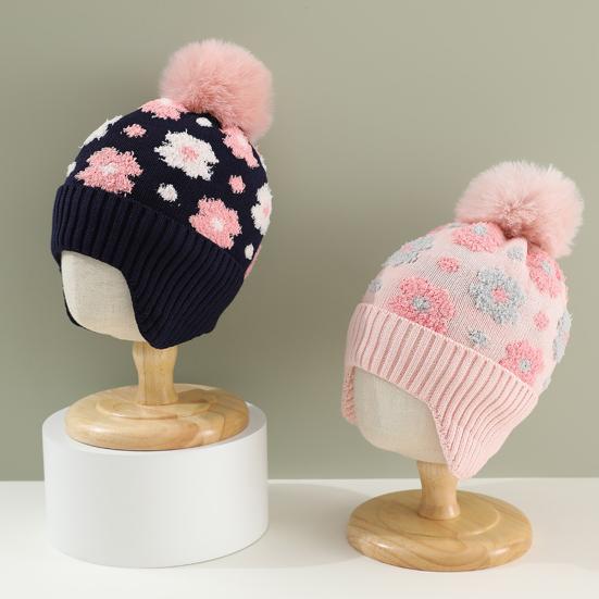 Детская шерстяная шапка с меховым помпоном, украшениями в виде маленьких цветочков, защитой ушей, утолщенной плюшевой подкладкой, вязаная шапка
