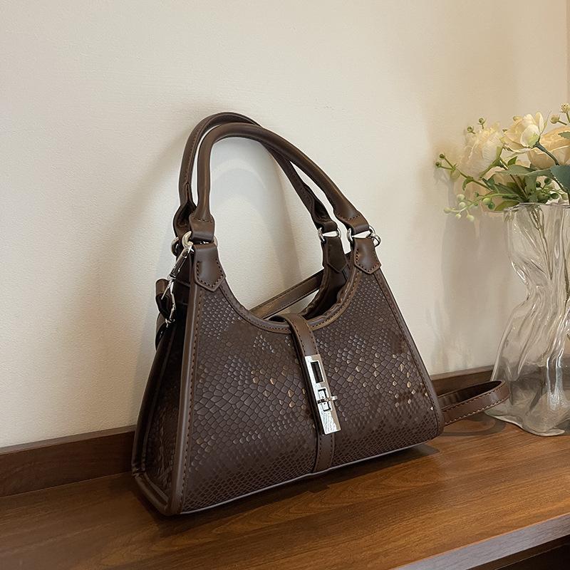 Простая ретро наплечная сумка женская новая повседневная нишевого дизайна портативная сумка-мессенджер под мышкой