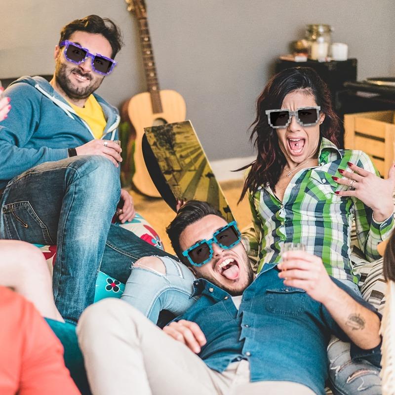 10 штук цветных пиксельных очков, ретро 8-битная пиксельная оправа, подарки для мальчишника и забавные аксессуары для тематического мероприятия