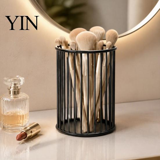 Office Supplies Storage Organizer Pen Holder/Storage Basket, Hollow Grid Iron Tube, Minimalist Metal Wire Basket Durable Pencil for Stationery