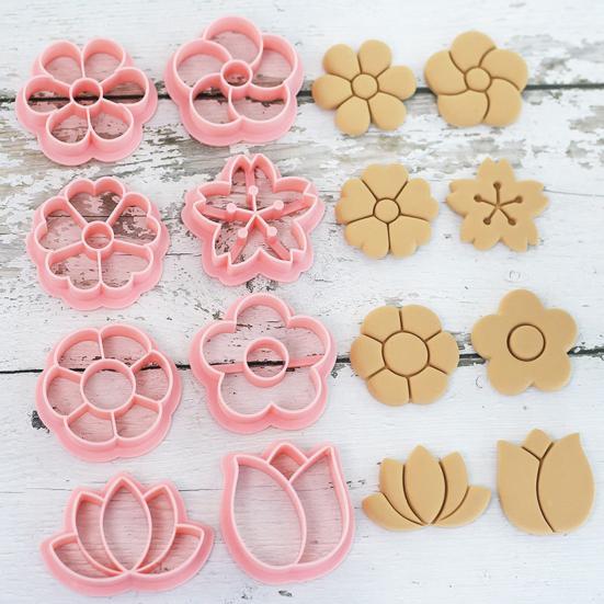 8Pcs/Set 3D Flower Shape Cookie Cutters Plastic Biscuit Mold Cookie Stamp DIY Fondant Cake Mould Baking Pastry Bakeware Kitchen Supplies