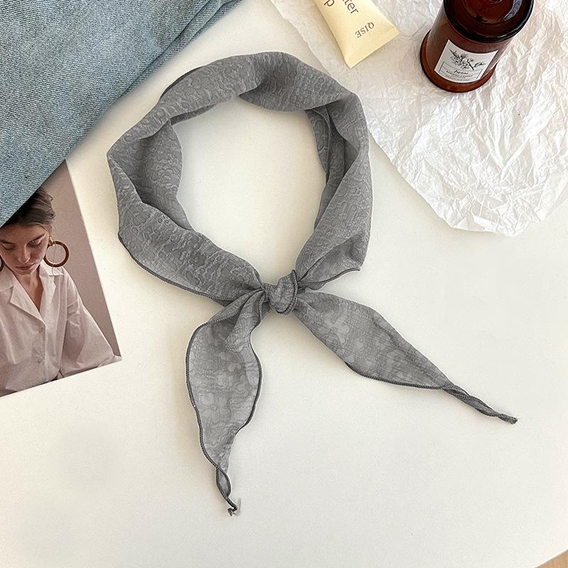 Шелковый шарф новая мода тонкий дышащий маленький шарф шарф темпераментный универсальный шарф для защиты шеи ромбовидный шелковый шарф талия