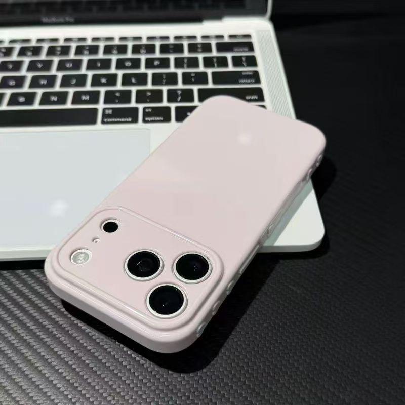 Мягкий чехол однотонный с окошком-сердечком для iPhone 14-17 Pro Max