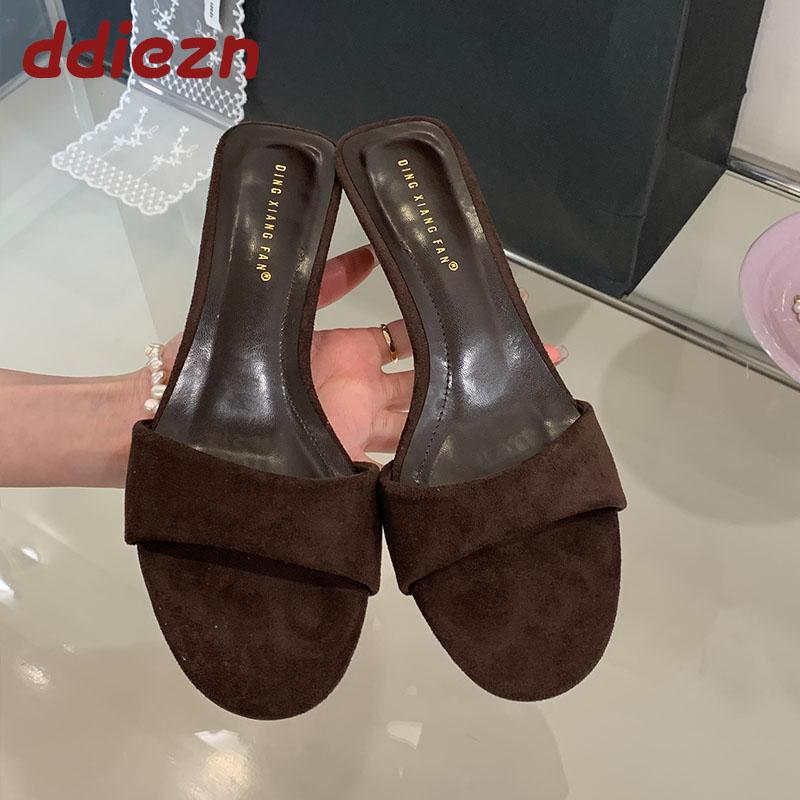 Модные флоковые женские туфли-сабо на танкетке с круглым носком, сандалии, обувь, роскошные женские шлепанцы, обувь, сексуальные женские шлепанцы на каблуке