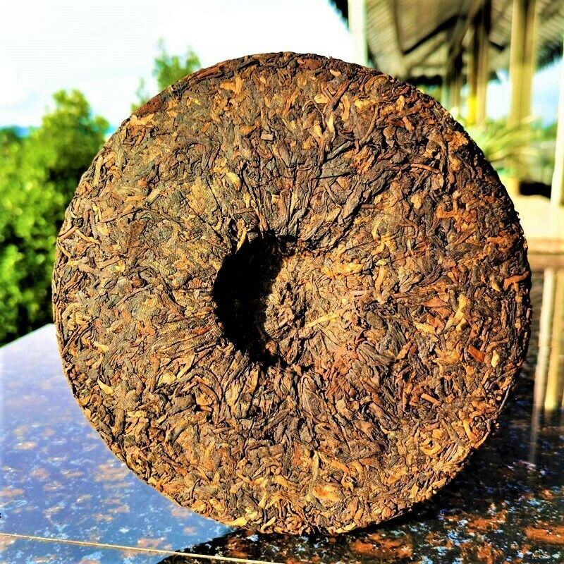 357 г Чай Пуэр с древним деревом Чжунхун Ин Юньнань Цизи Чайный торт Органический чай