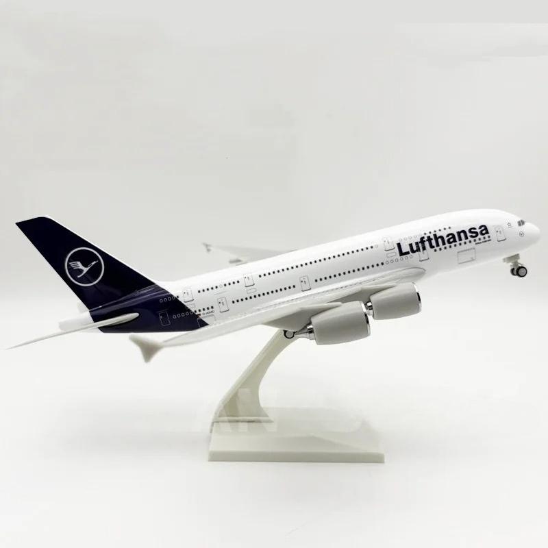 Игрушка Детская 30СМ Модель Самолета A380 Новая Авиакомпания Lufthansa 380 с Колесами Смола Модель Самолета Коллекция Самолетов Подарок