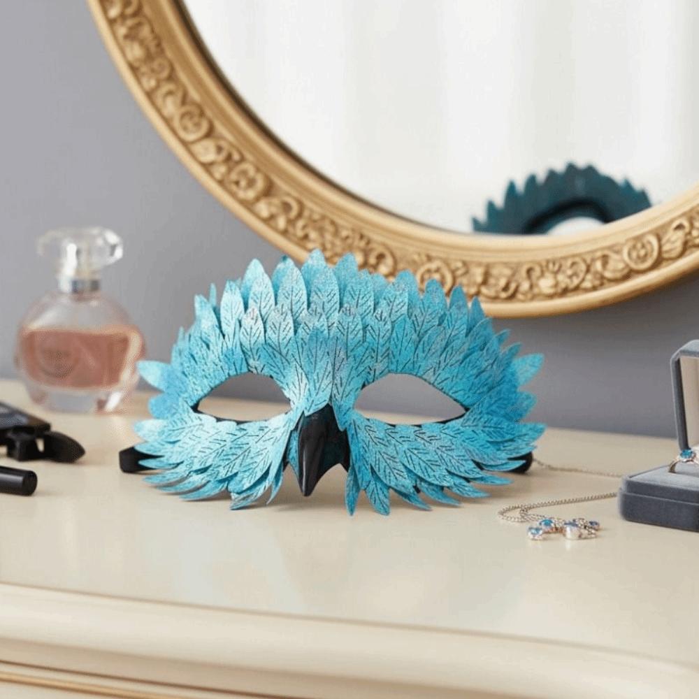 Pearlescent Bird Beak Eagle Mask Gradient Halloween Party Mask Universal Crow Feather Mask Gifts