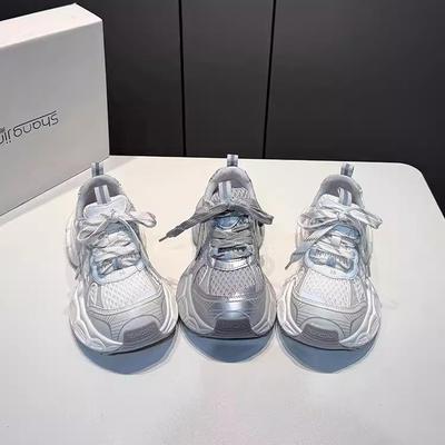 Папины кроссовки для девочки 2025 весна и осень новинка толстая подошва дышащие спортивные туфли ремешки повседневная обувь инс супер огонь интернет-знаменитость взрыв