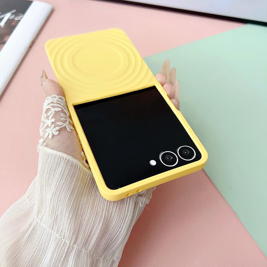 For Samsung Galaxy Z Flip7 5G Magnetic Case Skin-Touch Wave Texture Hard PC Phone Cover