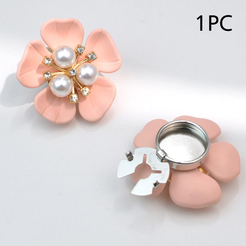1 шт. Ювелирные изделия Жемчуг Пятилепестковый цветок Форма Подарочные аксессуары Изысканная накладка на пуговицу Свадебные запонки Элегантные 32/29x17 мм