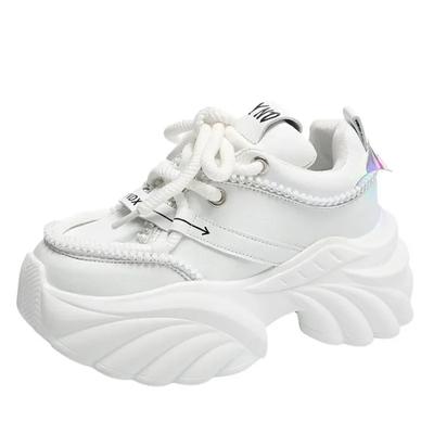 Модные женские кроссовки 7,5 см, черные теннисные туфли на платформе для женщин, новые спортивные туфли для папы с толстой подошвой и дышащей кожей