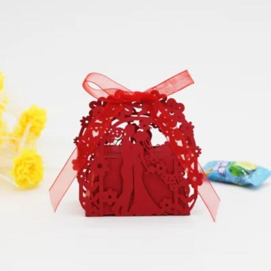 Лазерная резка Подарочная коробка для жениха и невесты Свадебные сувениры и подарки Коробка для конфет Свадебная подарочная коробка Свадебная коробка для конфет 50 шт. 100