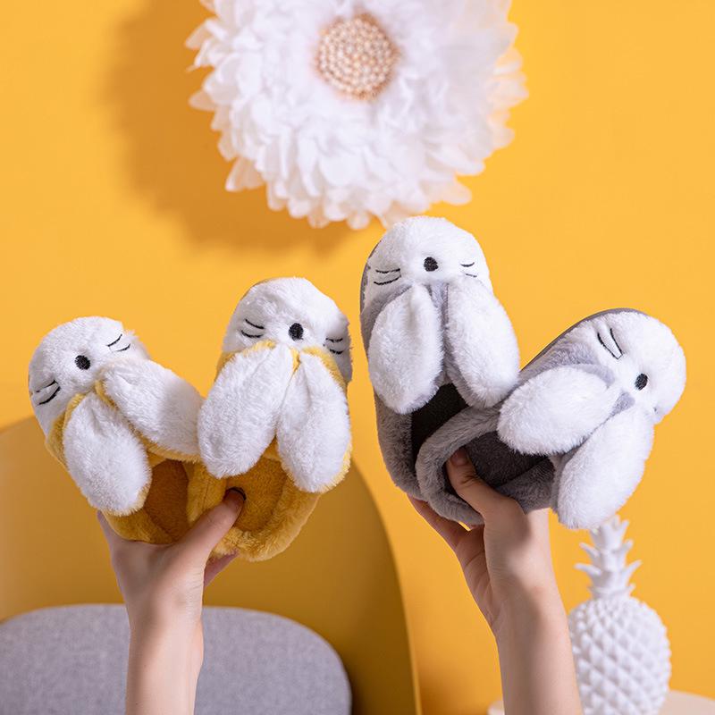 Kids' Cartoon Rabbit Slippers: Cozy Indoor Family Footwear for Autumn & Winter