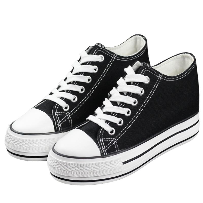 Мода 2024 Новое поступление Женские туфли на танкетке с каблуком 6 см, парусиновые туфли на открытом воздухе, белые, черные, модные кроссовки на танкетке для девочек