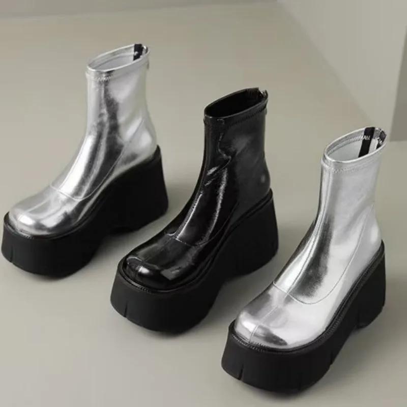 Small Ladies' Super Tall Platform and Ankle Boots New Autumn Round Toe Short Boots Slope Heel High-heeled Boots