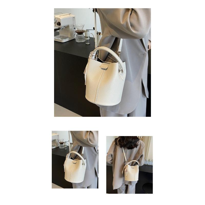 Изысканная и модная ручная сумка для женщин. Новинка 2024 года. Универсальная сумка-ведро в стиле вестерн с высококачественной и модной сумкой через плечо.