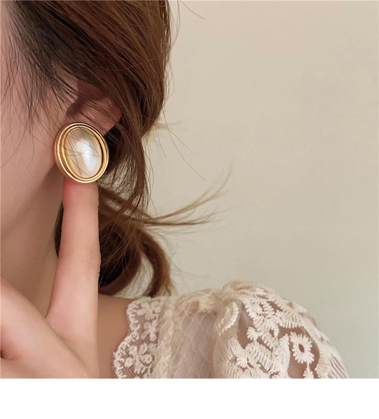 Vintage French Style Acrylic Oval Dangle Earrings for Women