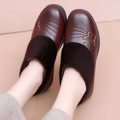 Вышитые туфли-бабочки для мамы 2025 Зимние теплые ботильоны на танкетке с короткой плюшевой подкладкой и боковой молнией