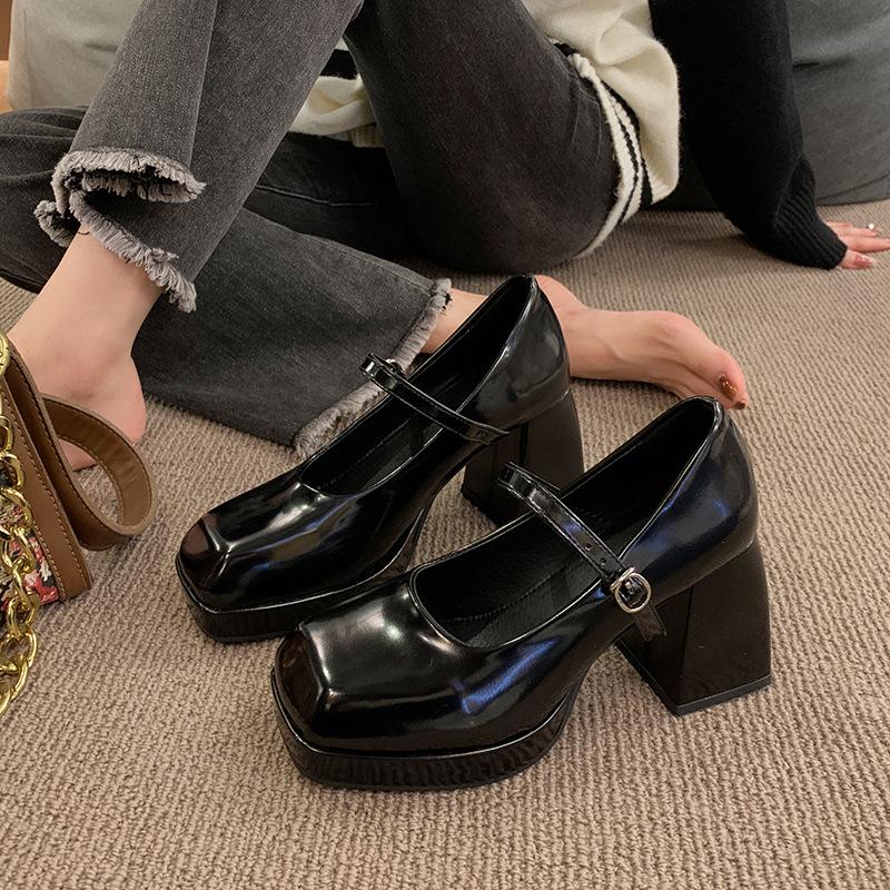 French Fashion Square Toe High Heels Women's Shoes 2023 Early Spring Platform Slotted Button Strap Thick Heel Shallow Cut Single Shoe