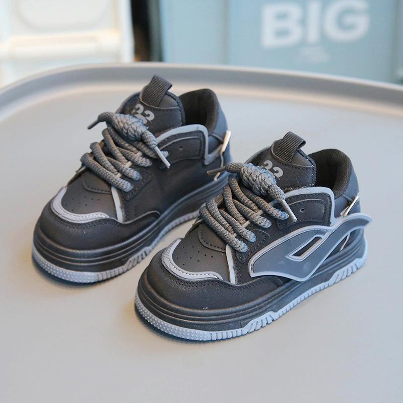 Children's sports shoes 2025 spring and autumn boys' casual board shoes high-top girls' little white shoes soft-soled baby bread shoes