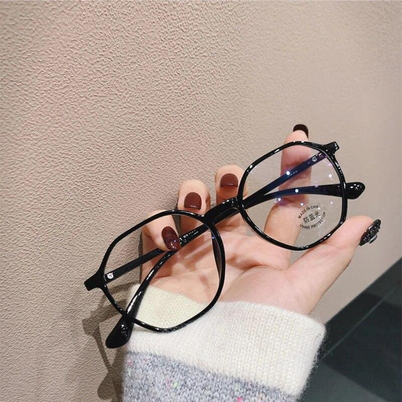 Transparent Reading Glasses Female Middle-aged and Elderly Ultra-light HD Presbyopia Glasses Anti Blue Light Glasses